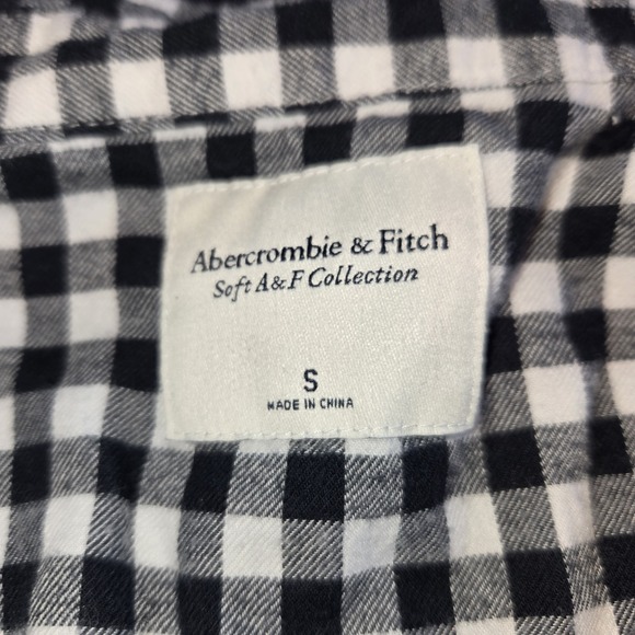 Abercrombie & Fitch Checkered Long Sleeve Cropped Soft Womens Flannel Size Small - Picture 2 of 8